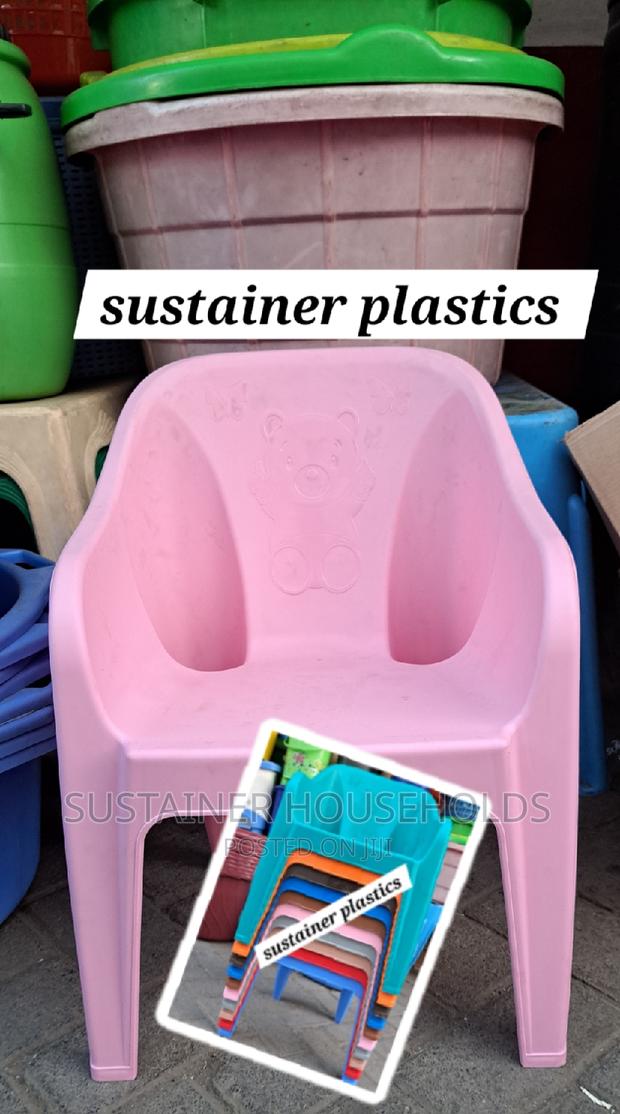 Girls Pink Plastic Chairs for Kids - main view
