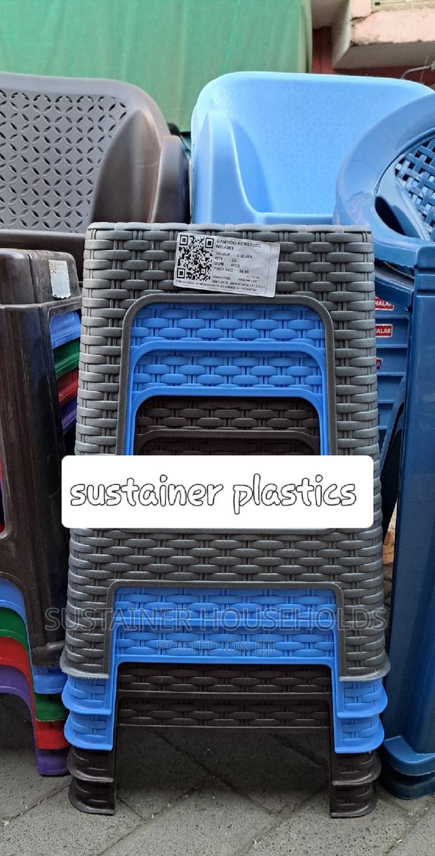 Plastic Stools - thumbnail 2