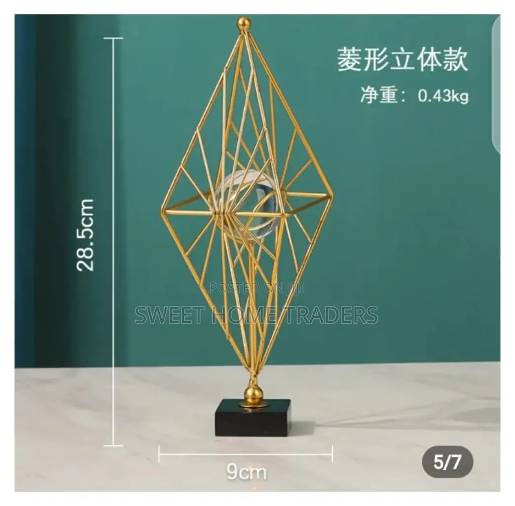 Living Room Decoration/Office Metal Craft Ornament
