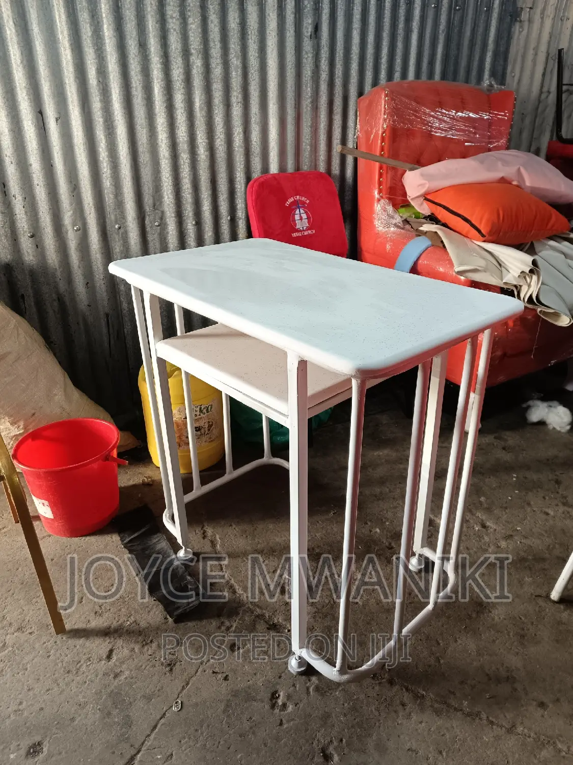 Manicure Table With Marble Tops, White.