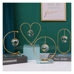 Swinging Decor - thumbnail 2