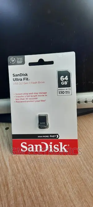 USB 3•2 Ultra Fit 64gb Flash Drive.