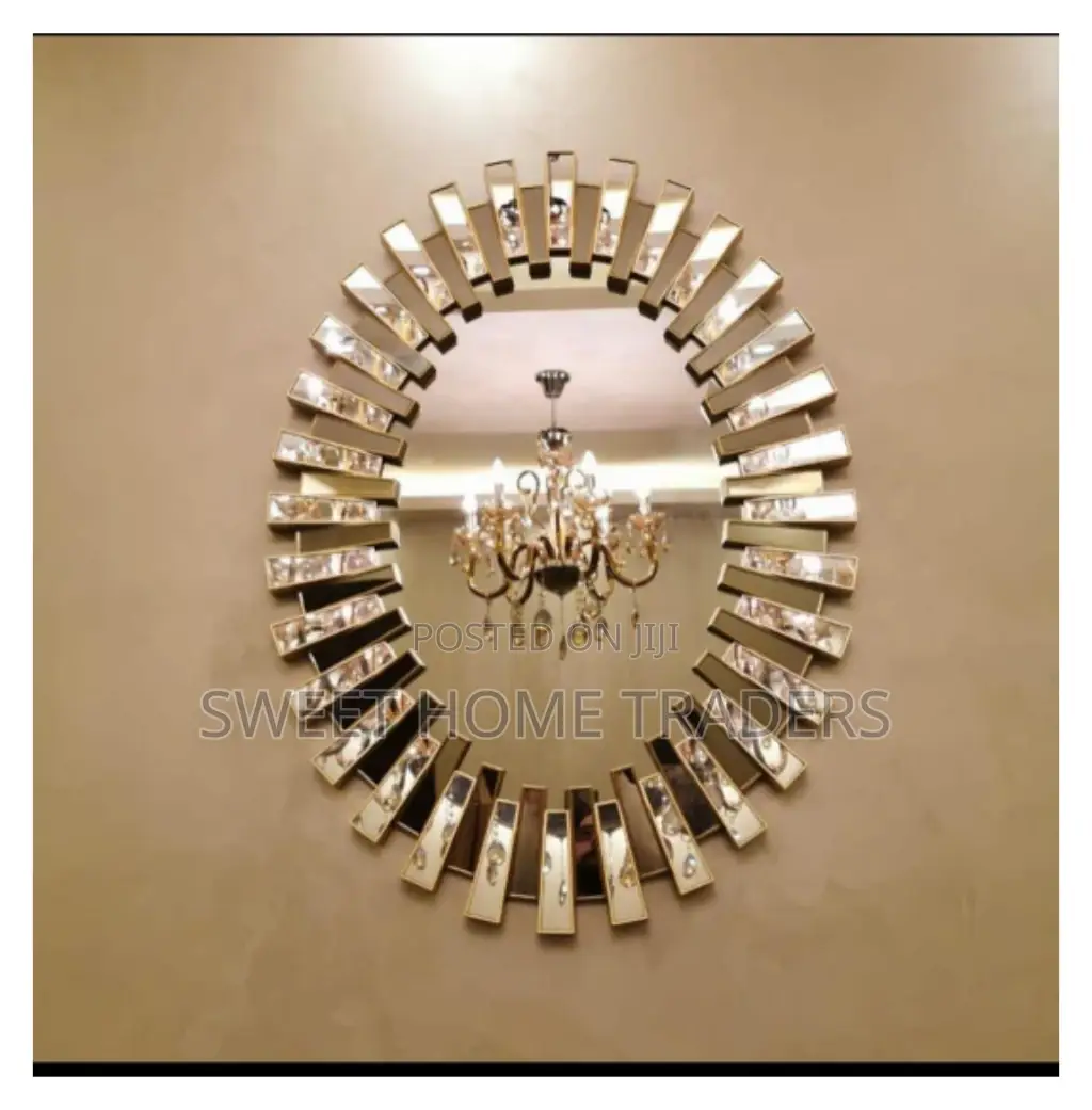 Oval Shaped Sunburst Wall Decor Mirror