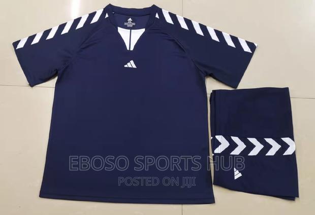 Football Jerseys - thumbnail 3