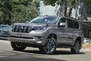 Toyota Land Cruiser Prado 2.8 2020 Gold