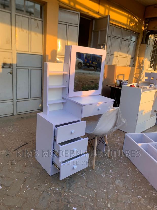 Dressing Mirror White + Eame Chair. - thumbnail 2