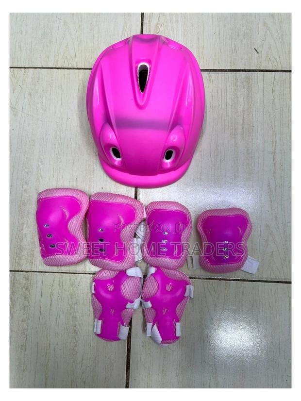 Kids Helmet and Protective Gear - main view