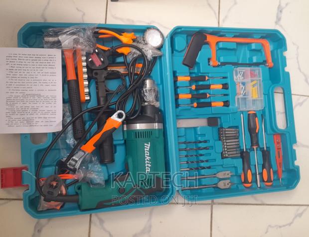 Affordable Makita Hammer Drill Set - main view