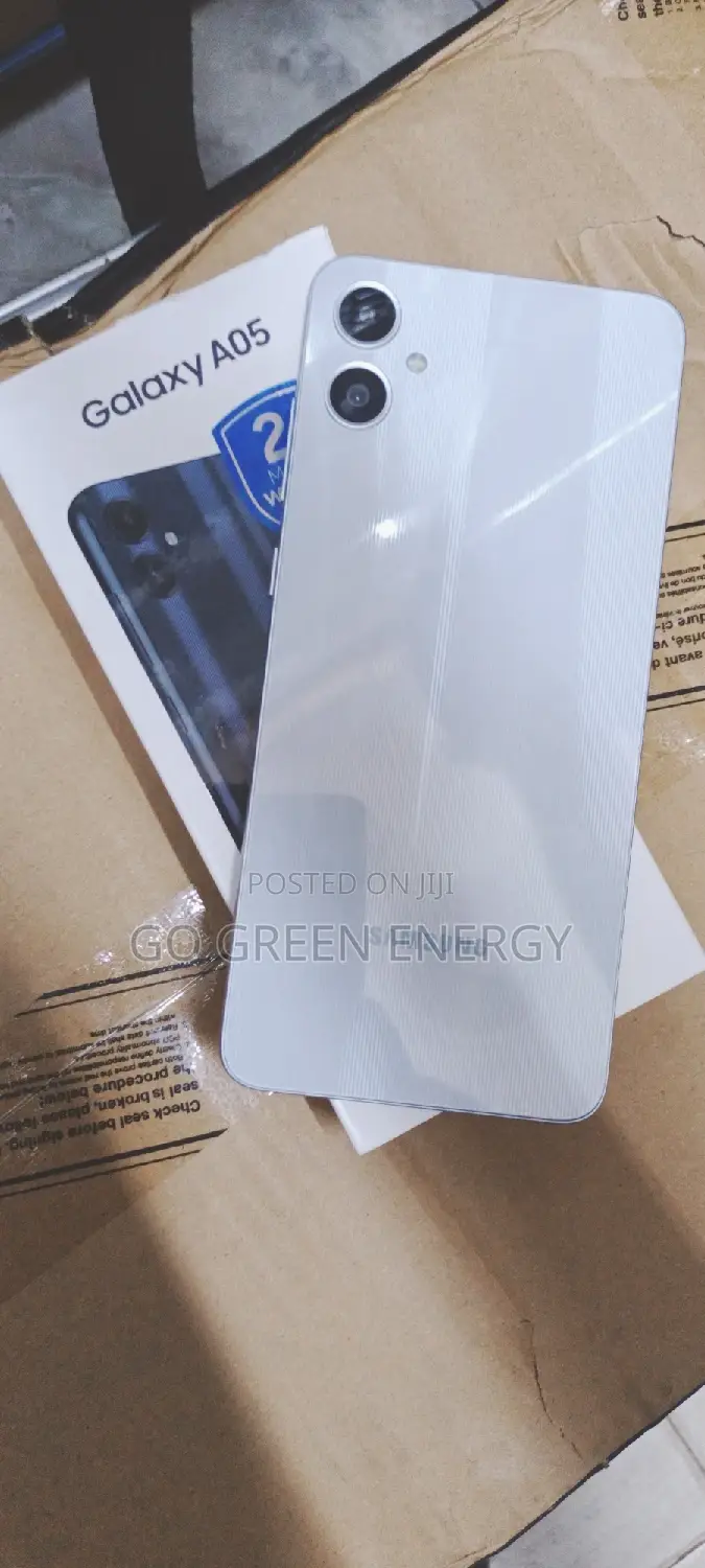 New Samsung Galaxy A05 64 GB Black