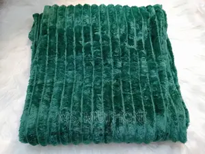 High Quality Throw Blankets