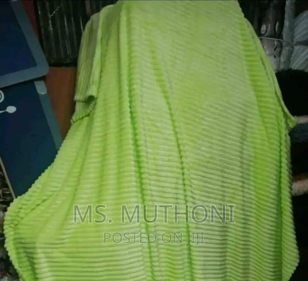 High Quality Throw Blankets