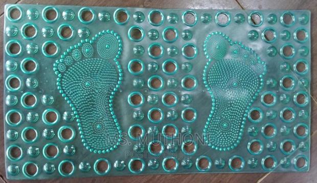 Rectangular Anti-Slip Bathroom Mats* Large Size-45cm by 75cm - thumbnail 3