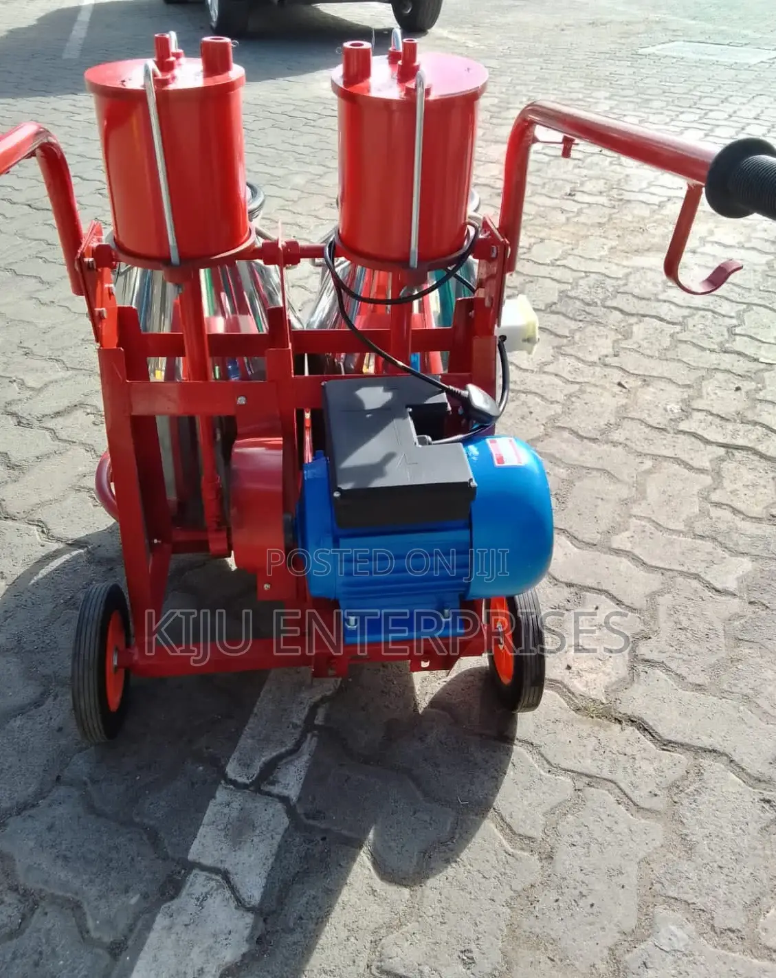 Windsor Brand Double Milking Machine Available Now on Offer