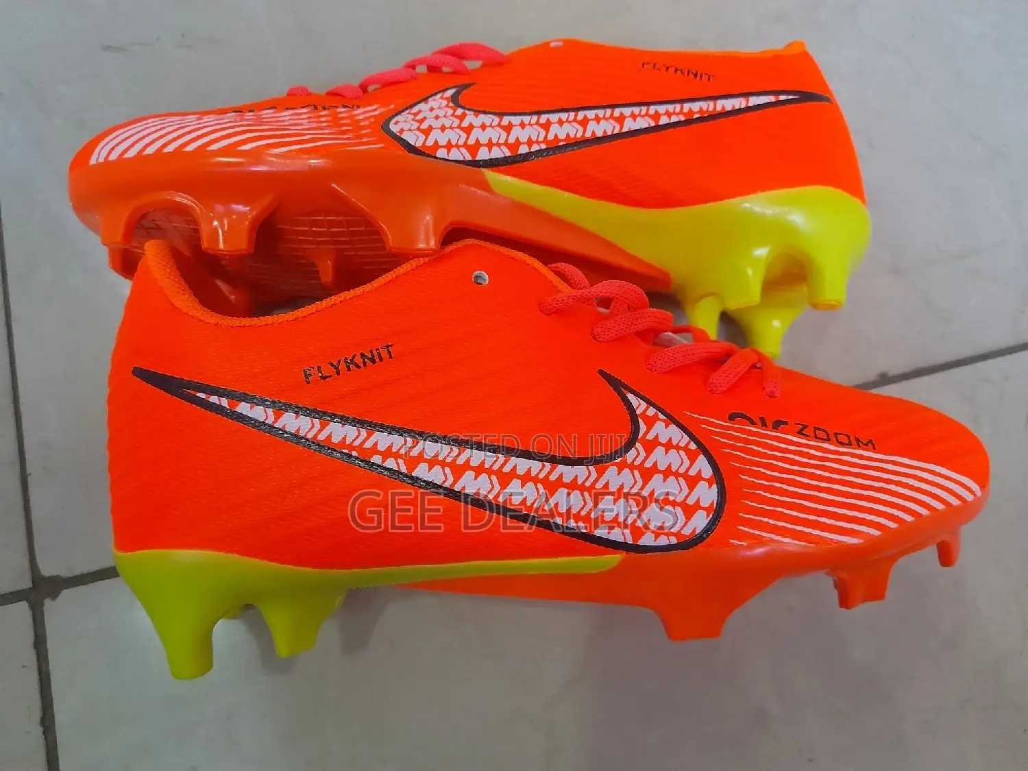 Kids Soccer/Football Boots Size 35-40