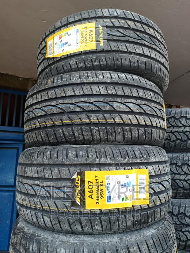 245/40zr17 Aplus Tires Made in China - main view