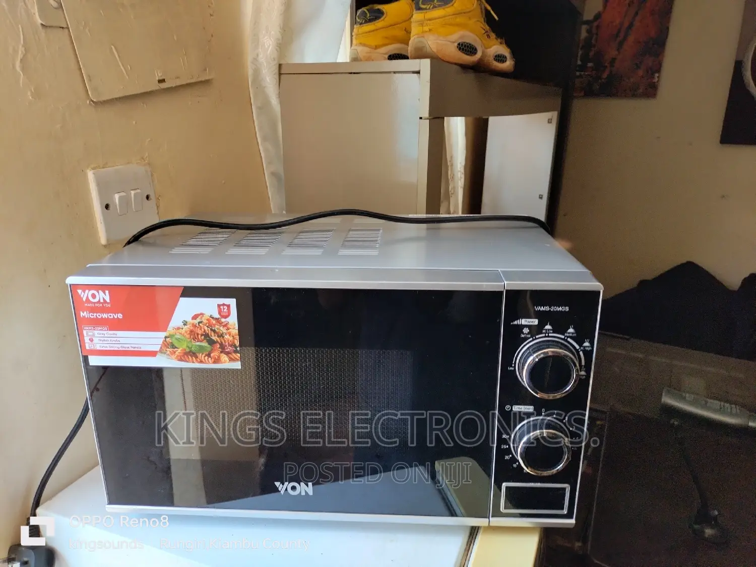 Von Hotpoint Microwave.
