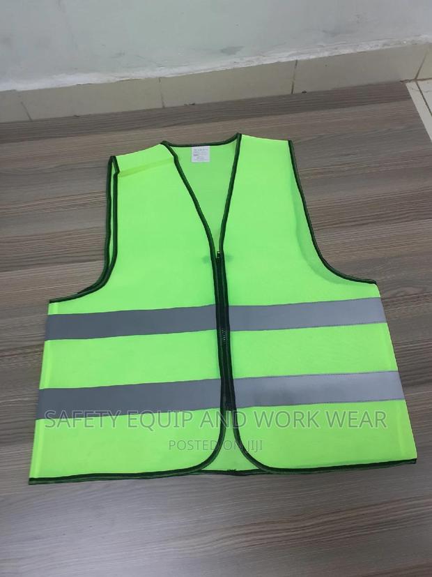 Zipped Reflectors In Green Color - main view