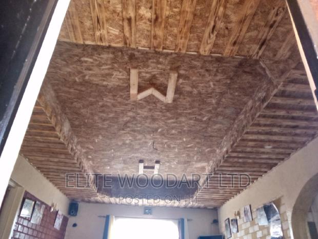 Strong Permanent Pallets Ceiling - thumbnail 3