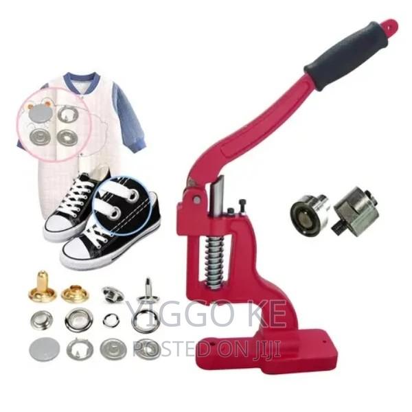 Commercial Manual Eyelet Machines