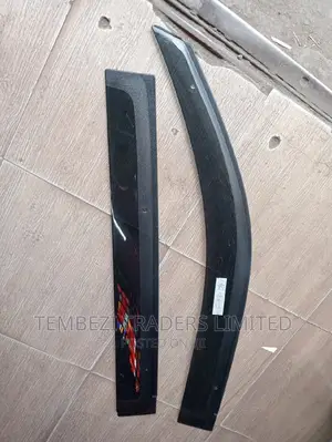 Original Windbreakers/Sun Visor for Land Cruiser Fj200 V8