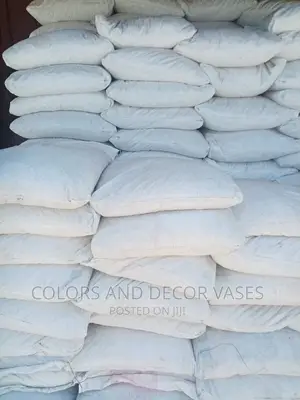 Bags of White Pebble Stones 25kg