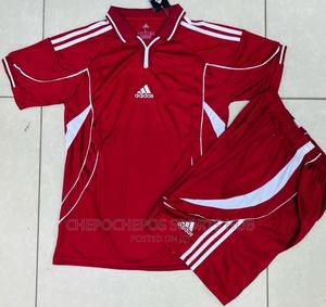 Quality Football Kits - thumbnail 2