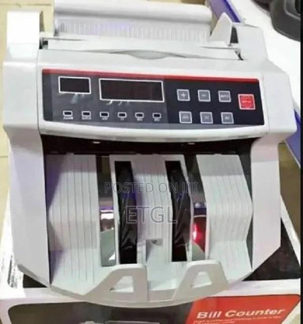 Lightwave 5 Magnetic Cash Counting Machine With LCD Display - main view