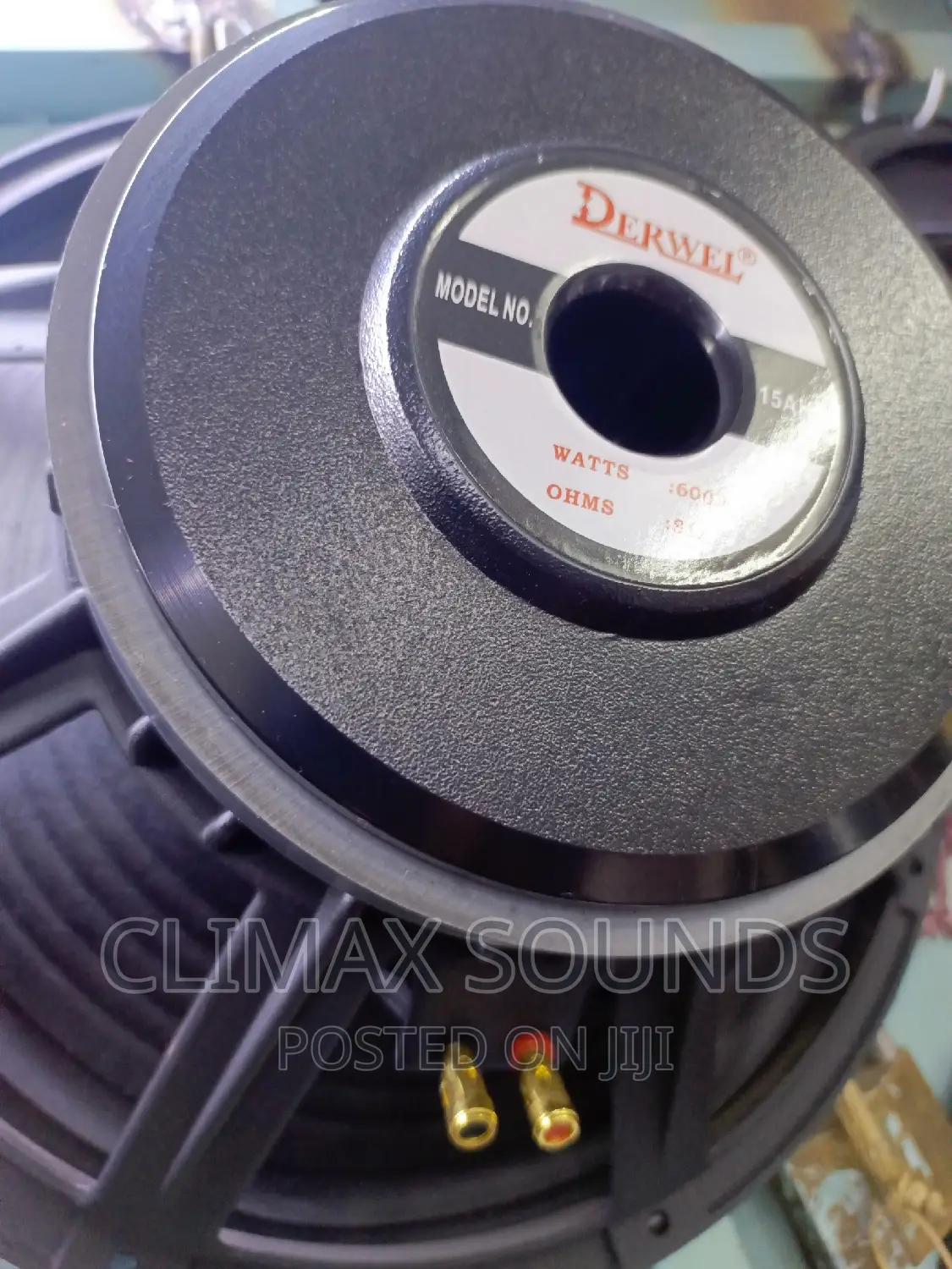 Dawel Midi Range Speaker 