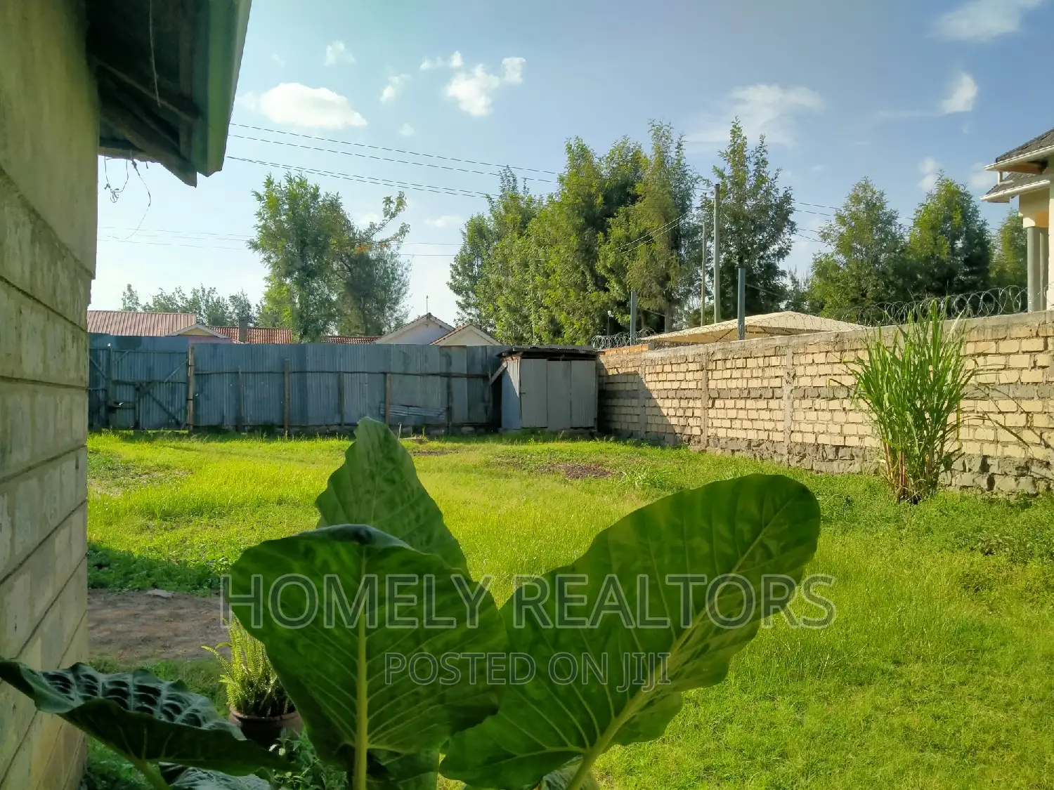 Eighth Acre Plot With 1-BDRM Bungalow in Nkoroi Gated Estate
