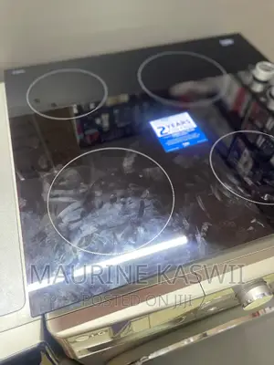 Beko 60CM Built-in Electric Glass Hob HCC64103 Black