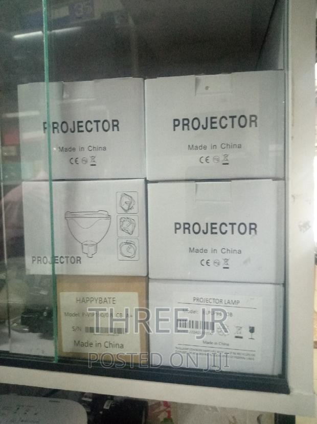 Brand New Projector Lamps Available With Housing - main view