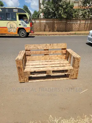 Pallets Seats - Two Seater Seat