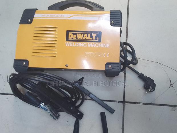 Dewalt Welding Machine 300A - main view