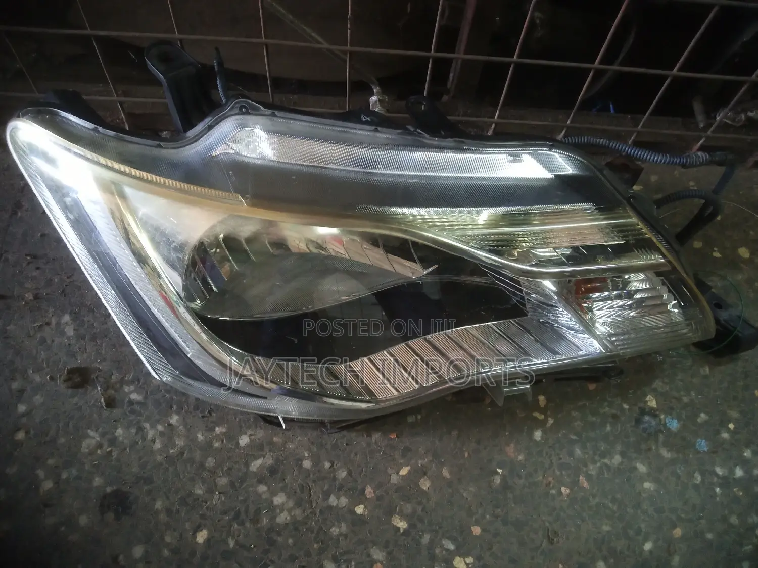 Fielder 161 Headlight Non Xenon