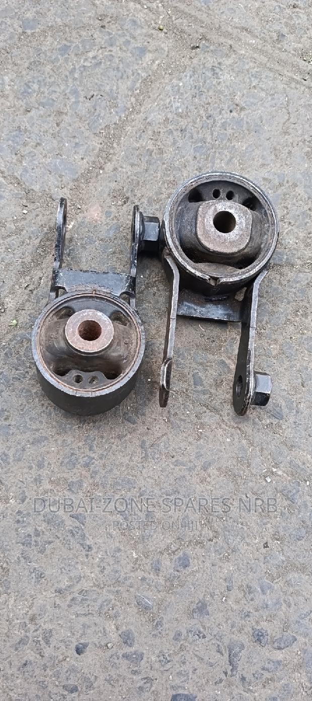 Belta, Vitz, Ractis, Axio, Fielder Gearbox Mount Available. - thumbnail 3
