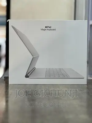 Magic Keyboard for iPad Pro 11-Inch 4th Gen)iPad Air 5th Gen