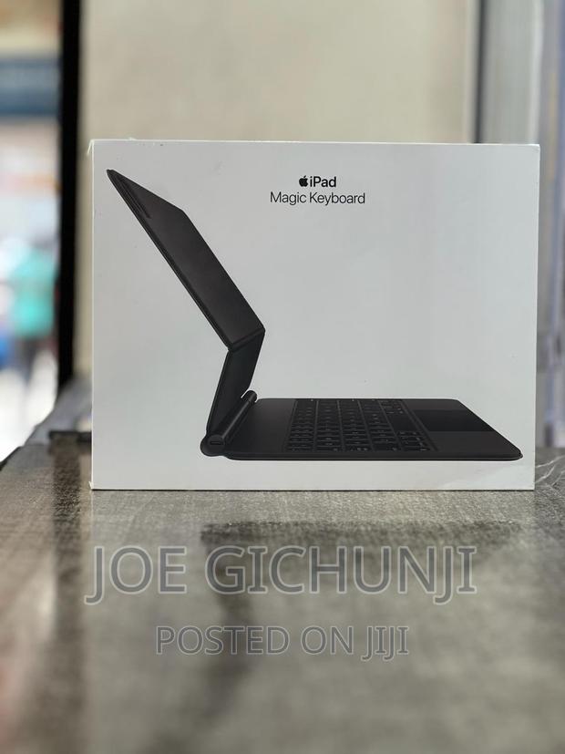 Magic Keyboard for iPad Pro 11-Inch 4th Gen)iPad Air 5th Gen - thumbnail 2