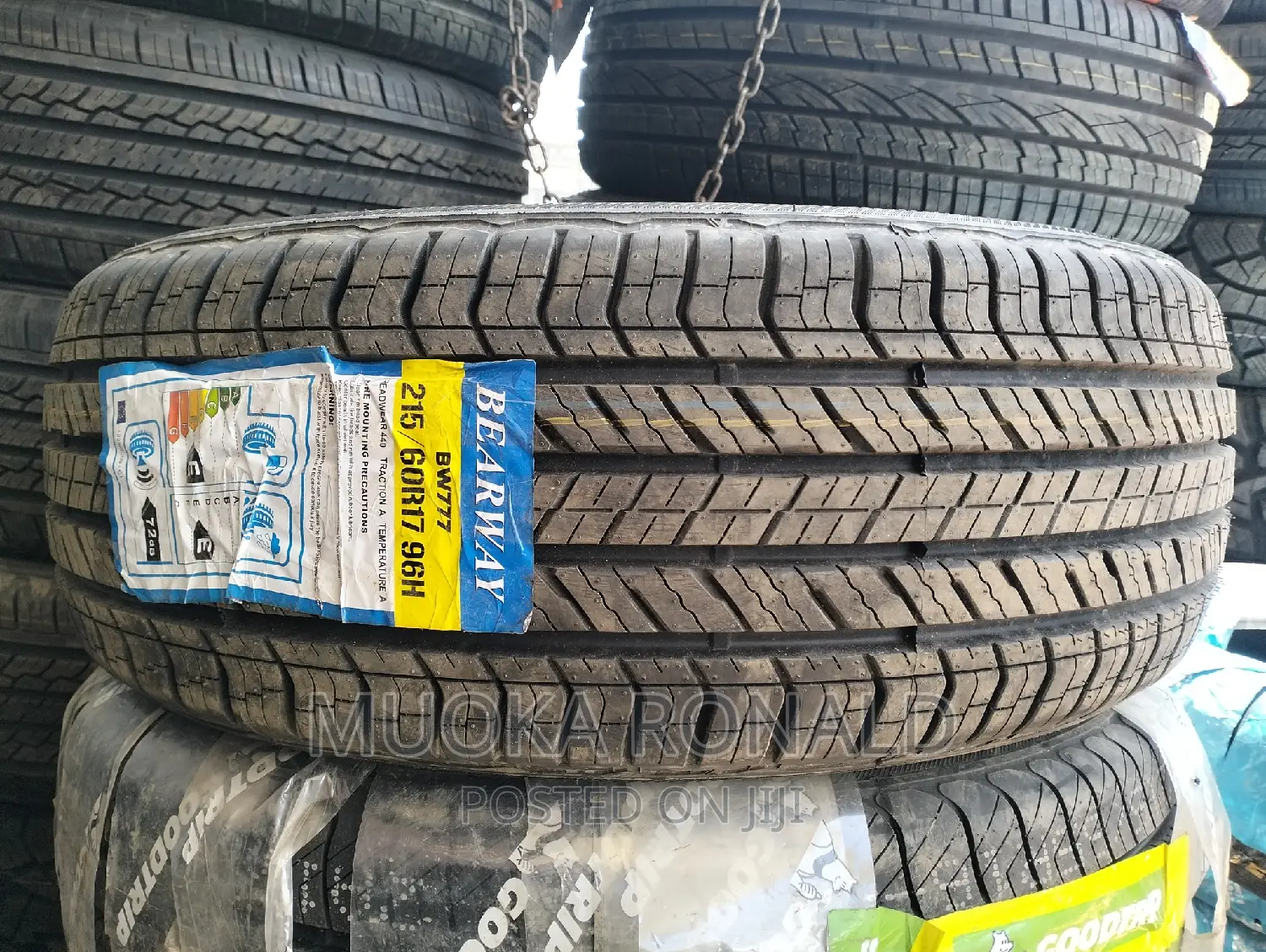 215/60r17 Bearway Tyre