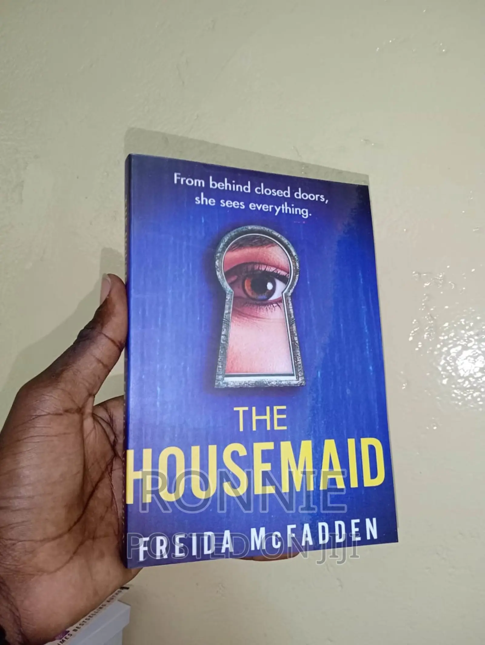 The Housemaid Book by Freida McFadden