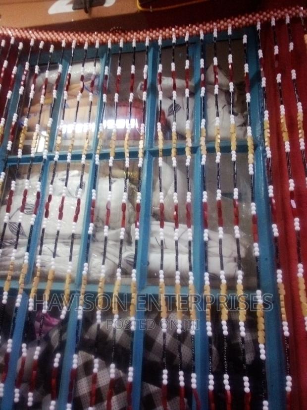 Beaded Salon Curtain - thumbnail 2