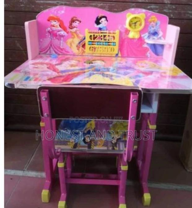 Kids Study Desk - main view