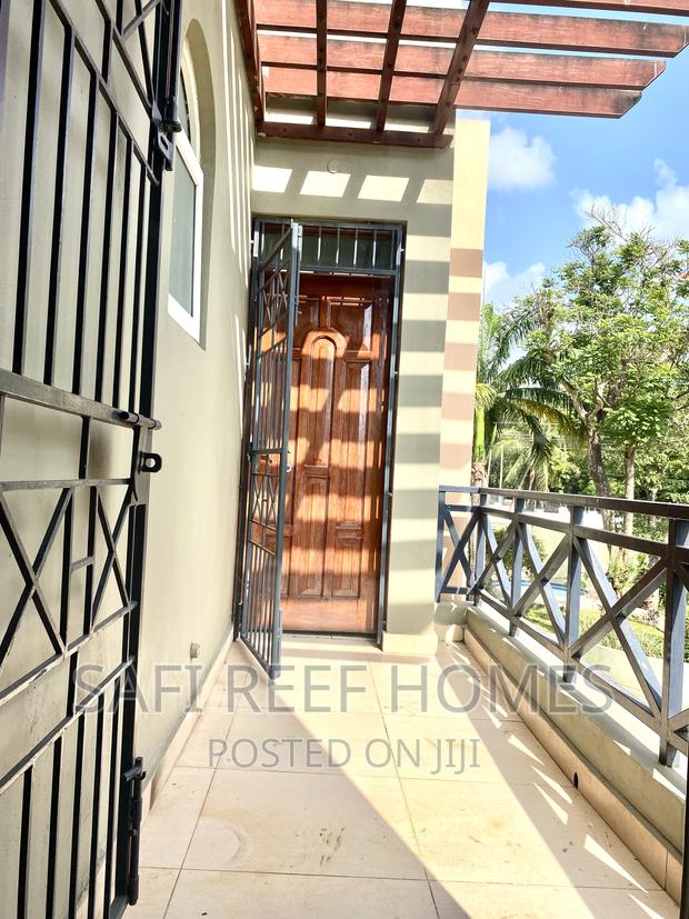 5bdrm Villa in Nyali for rent - thumbnail 9