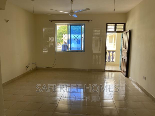 3bdrm Apartment in Nyali for rent - thumbnail 10