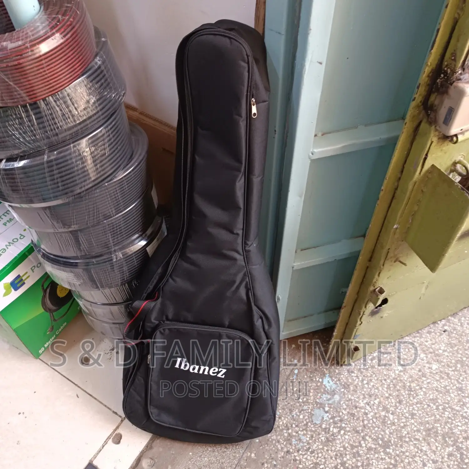 Size 40 Acoustic Guitar Bag