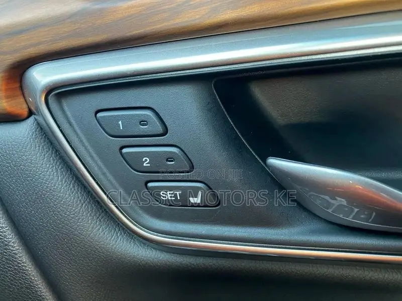 Honda CR-V LX AWD 2019 Gray