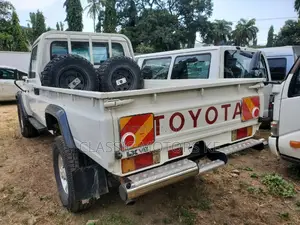 Toyota Land Cruiser 4.5 V8 TD 2017 White