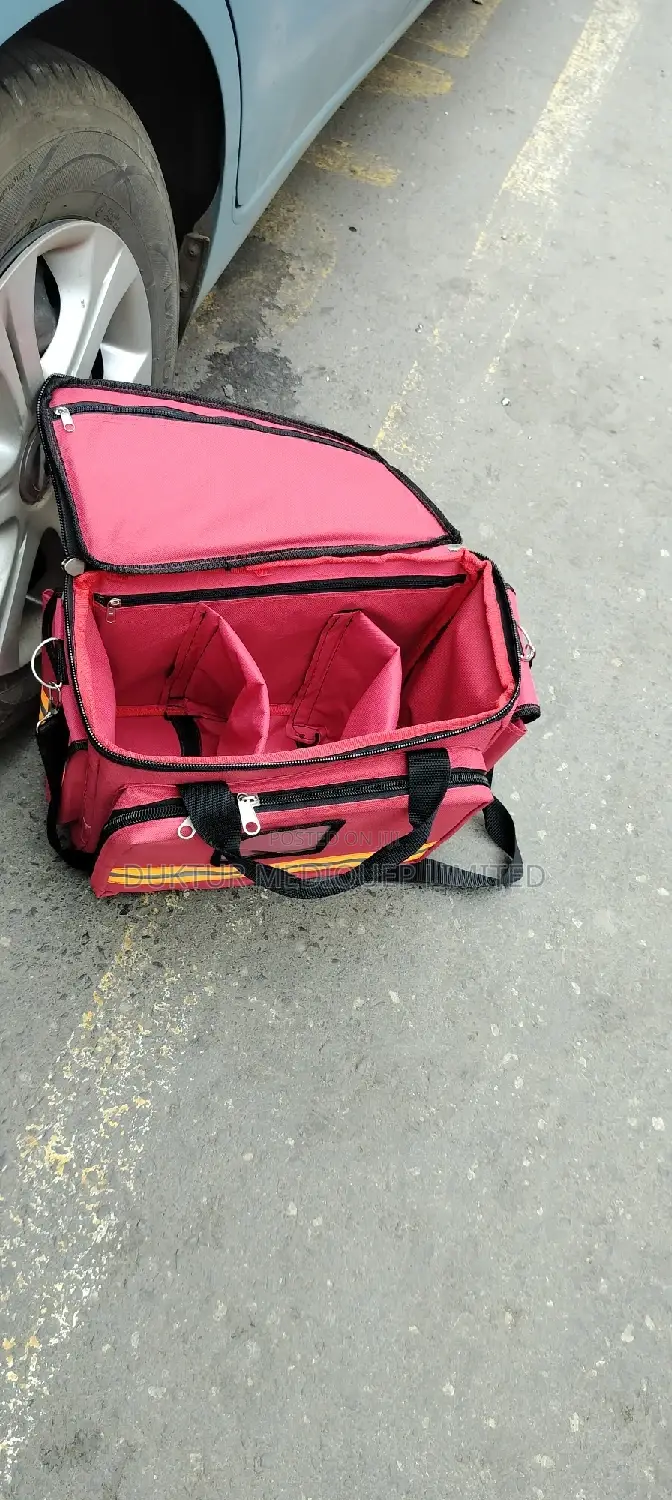 Medium Size Empty Trauma Bag 60"30*40cm Approx
