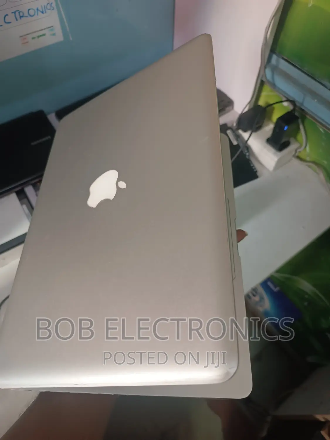 Laptop Apple MacBook 2009 4GB Intel Celeron HDD+SSD 500GB