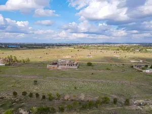 Plots for Sale in Kamulu Town^AC
