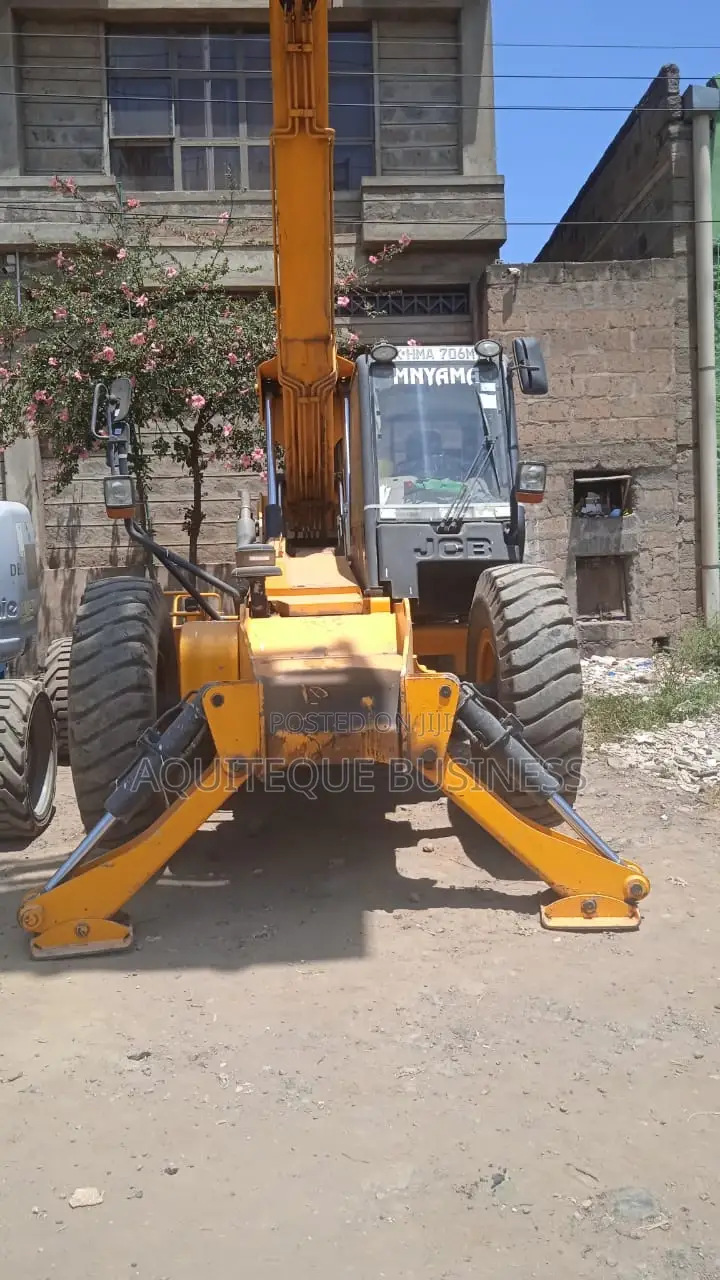 Hiring Forklifter 3T